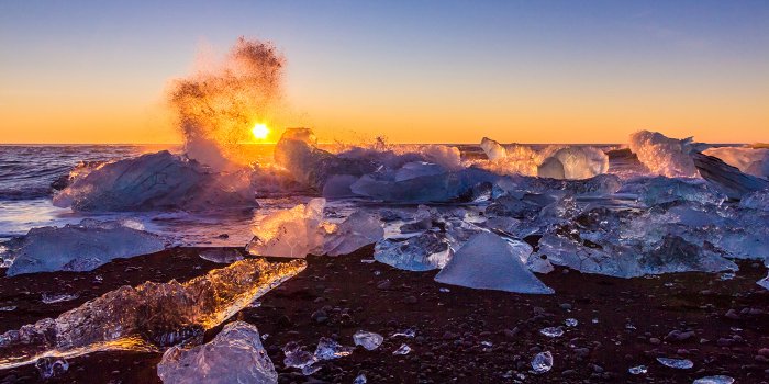 Sunrise at Jökulsárlón